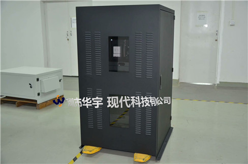 我司21號(hào)發(fā)貨浙江，為浙江某公司提供定制款恒溫恒濕戶外投影儀安裝柜(圖2)