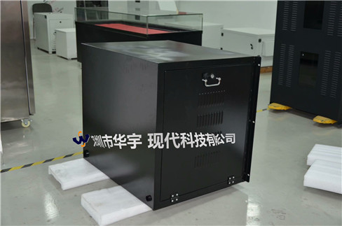 我司21號(hào)發(fā)貨浙江，為浙江某公司提供定制款恒溫恒濕戶外投影儀安裝柜(圖3)